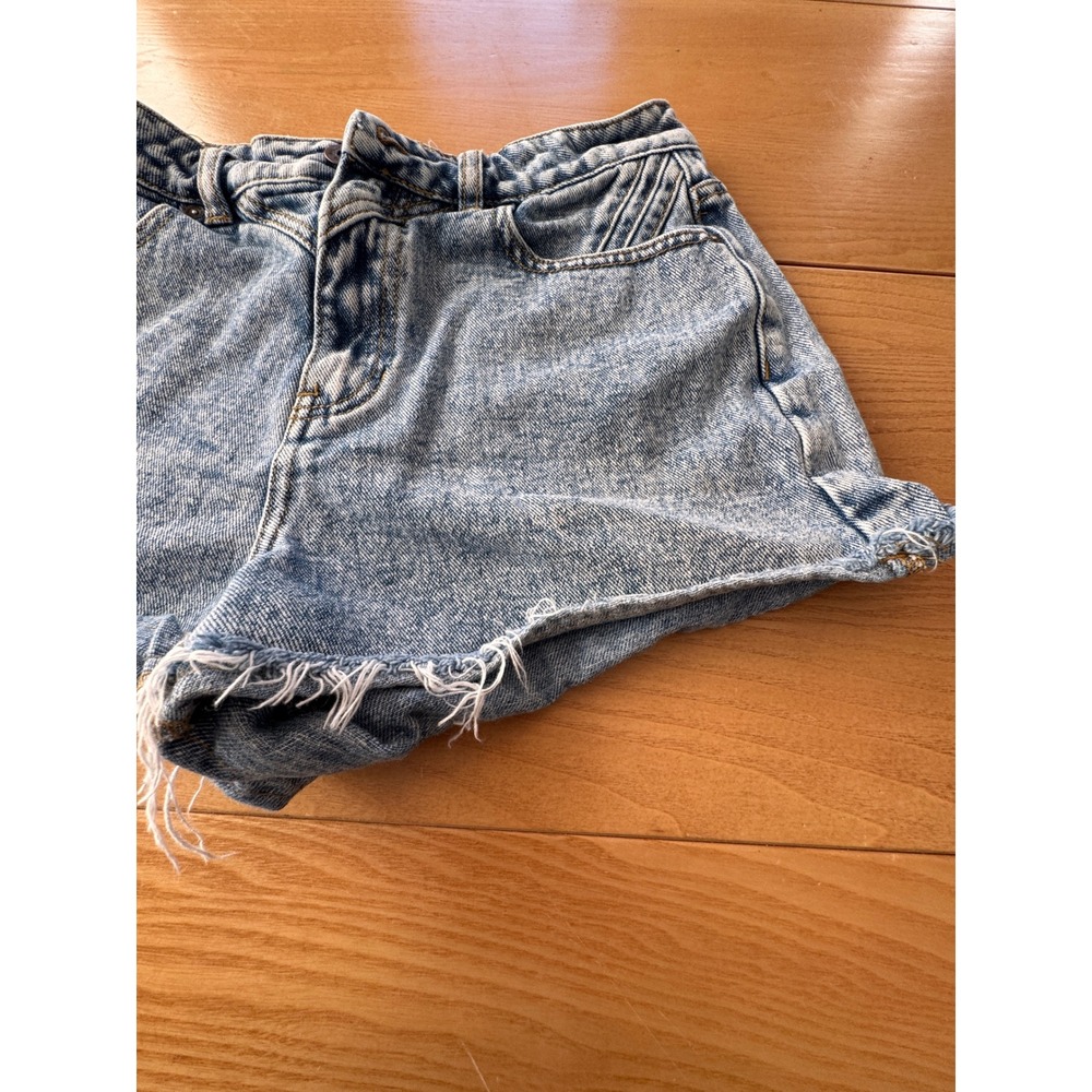 Bullhead Denim Co Jean Shorts Womens 25 Acid Wash High Rise Raw Hem Indie - Picture 5 of 13